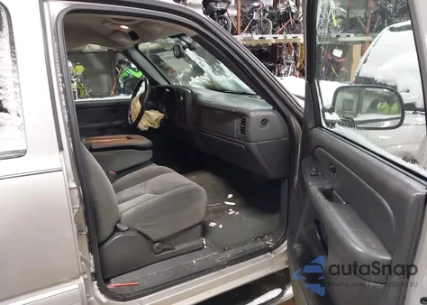 2004 Chevrolet Silverado 1500 Ls из США, поврежденный, VIN 2GCEC13T241411631